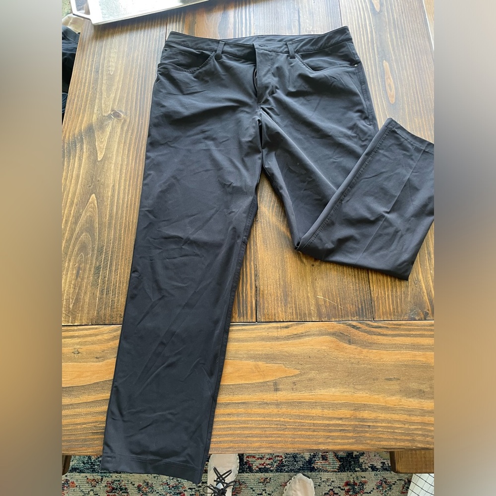 Lululemon men’s ABC pants